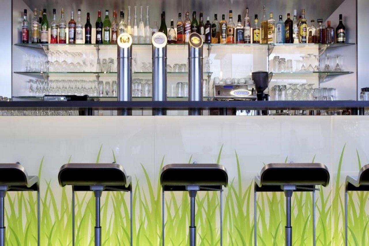 B&B Hotel Muenchen-Schwabing Экстерьер фото